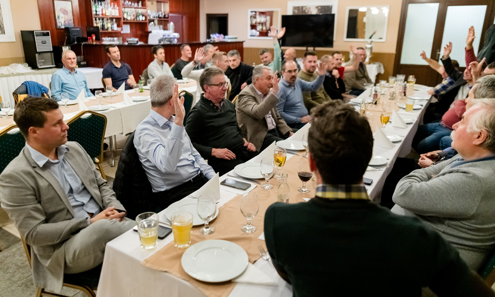 Csapatkapitányi értekezlet, szavazás